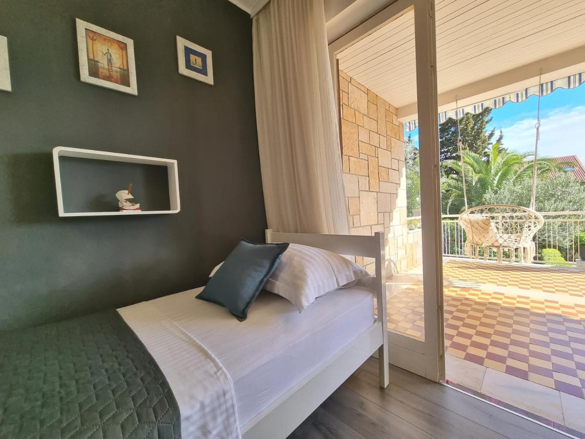 Villa Ilaria Bol Bagian luar foto