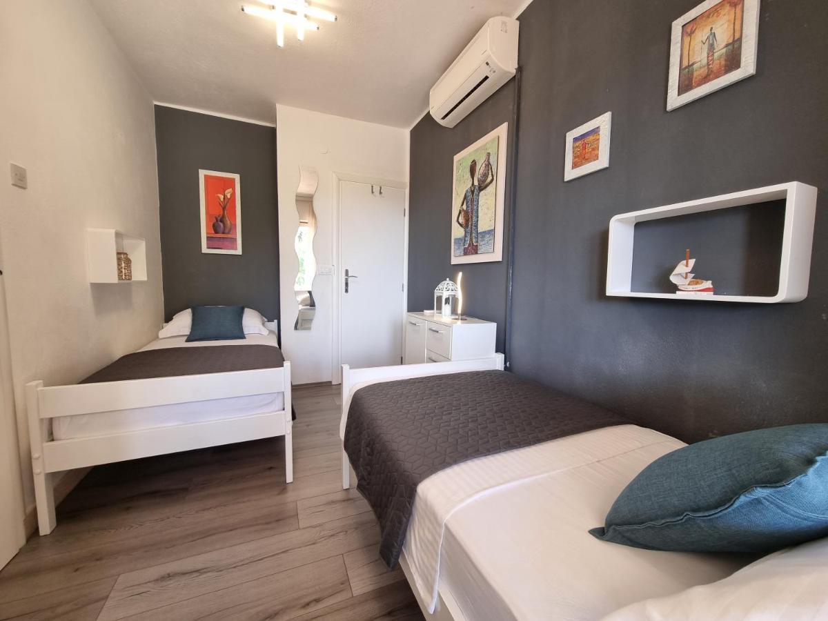 Villa Ilaria Bol Bagian luar foto