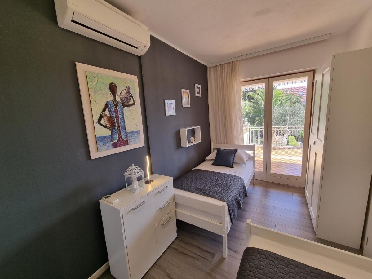 Villa Ilaria Bol Bagian luar foto